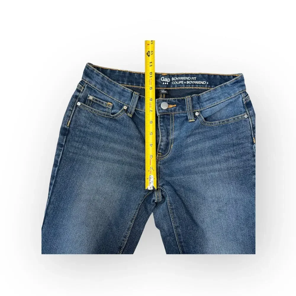 Gap Boyfriend Fit Jeans - Picture 3 of 9